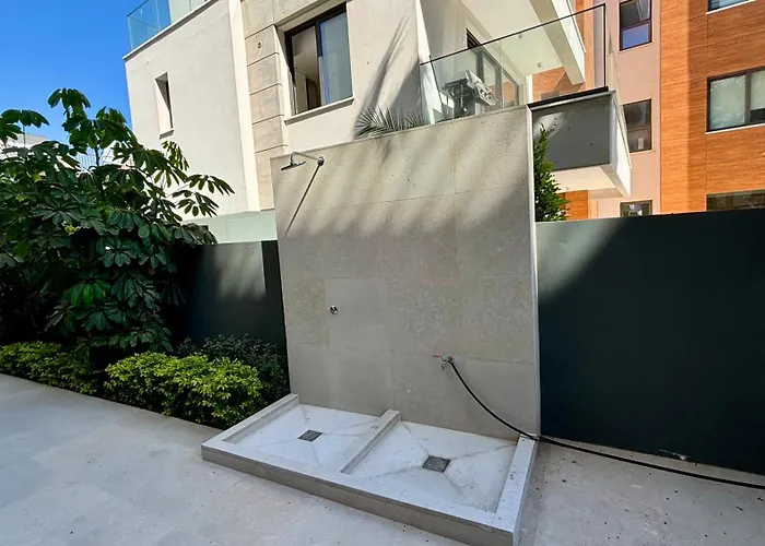 Bali By Trulycyprus Lägenhet